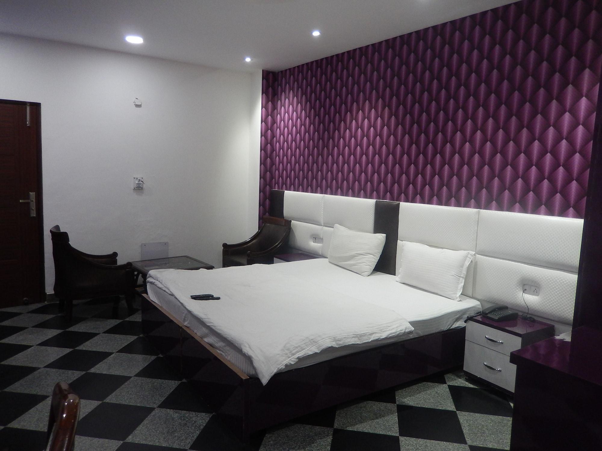 A New Delhi Hotel Orchid Garden Exterior foto