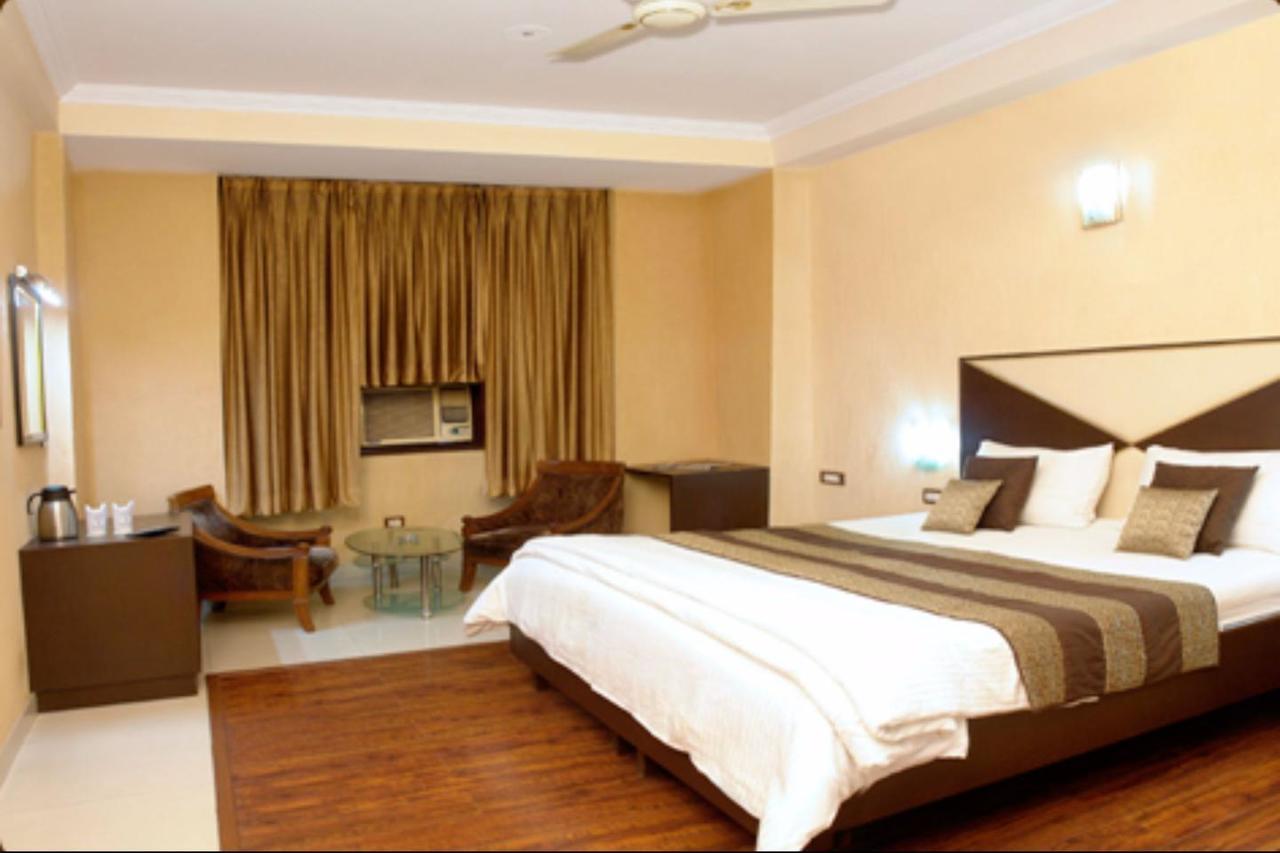 A New Delhi Hotel Orchid Garden Exterior foto